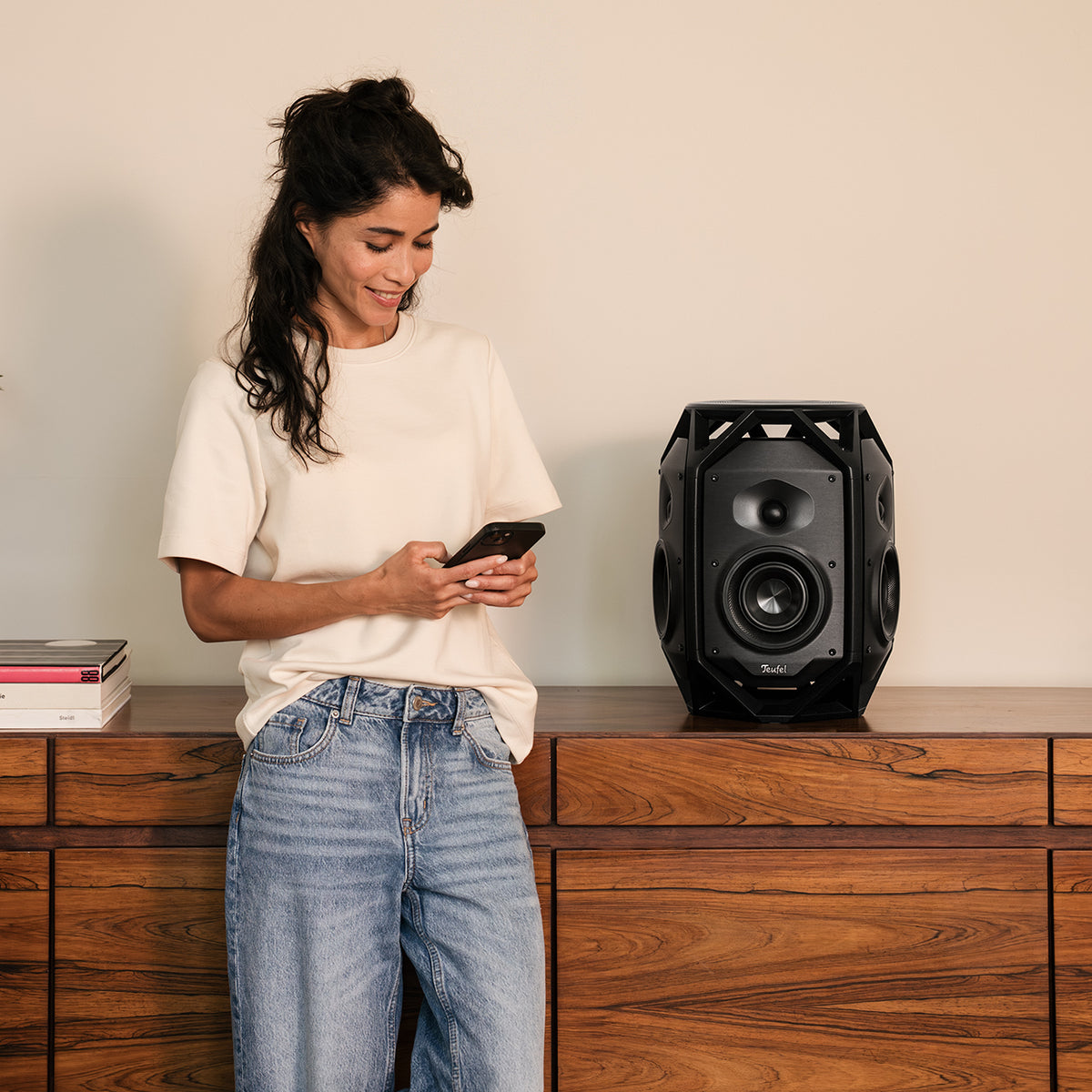 IKONIO Stereo-Set + 2 x Standfuß K&M für IKONIO