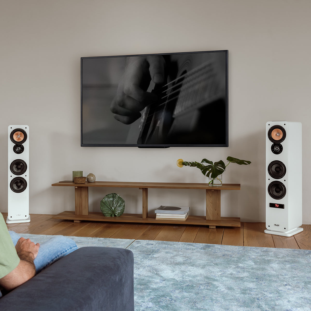 ULTIMA 40 AKTIV 3 Club Edition Surround "4.1-Set"